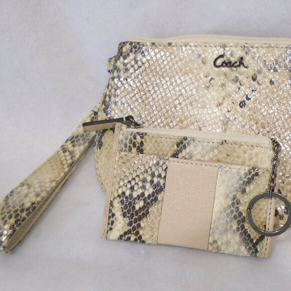 set COACH Embossed Python Leather Wristlet + Key Chain Coin Purse - Picture 7 of 7